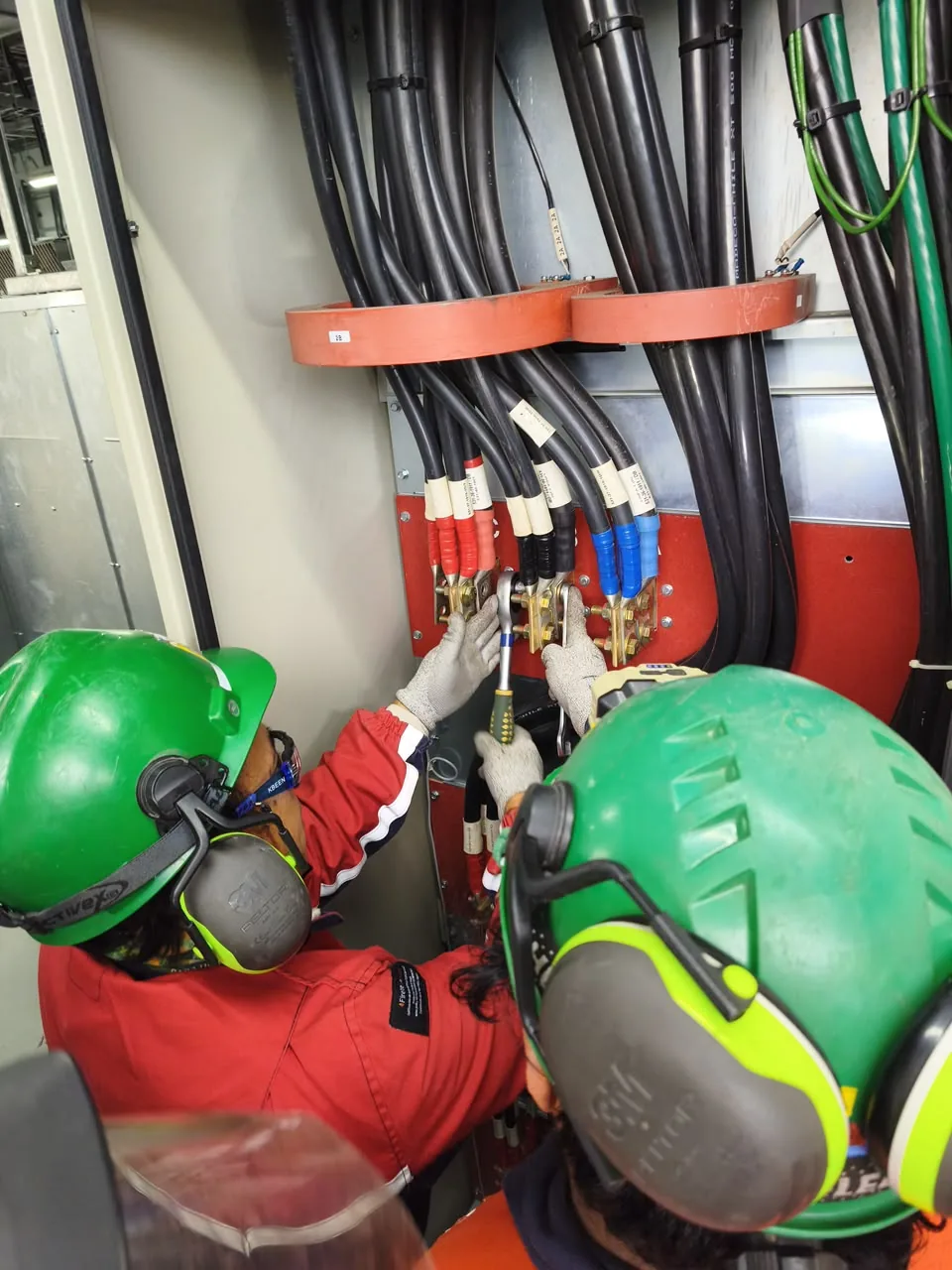 Trabajo eléctrico industrial 3