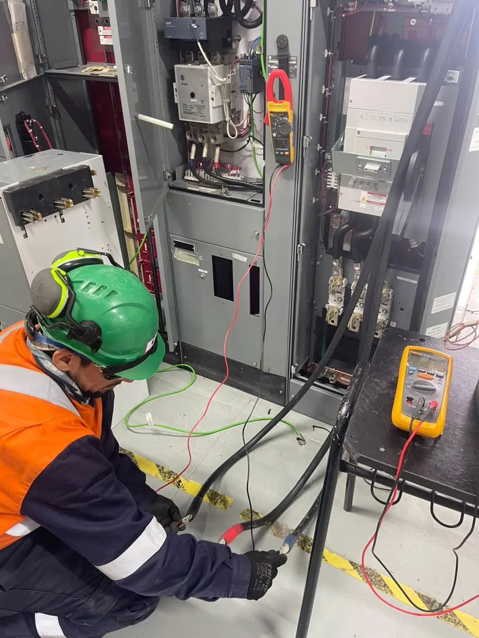 Proyecto eléctrico industrial